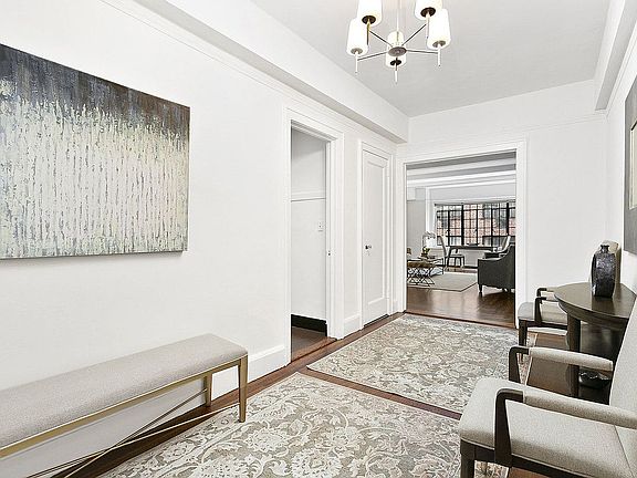 3rd image of 50 E 10th St APT 3B