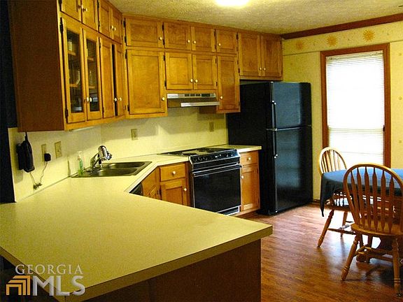 5th image of 501 Ironwood Ct SE