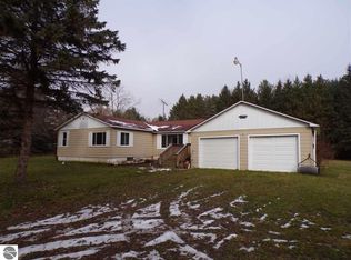 1221 S M 76, Sterling, MI 48659