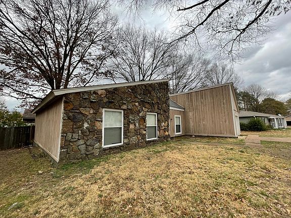2nd image of 6344 Kinston Park Dr