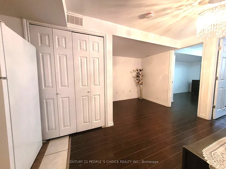 40 Palm Tree Rd #BASMT — Photo 9