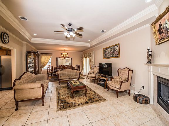 5th image of 112 Wallingsford Cir