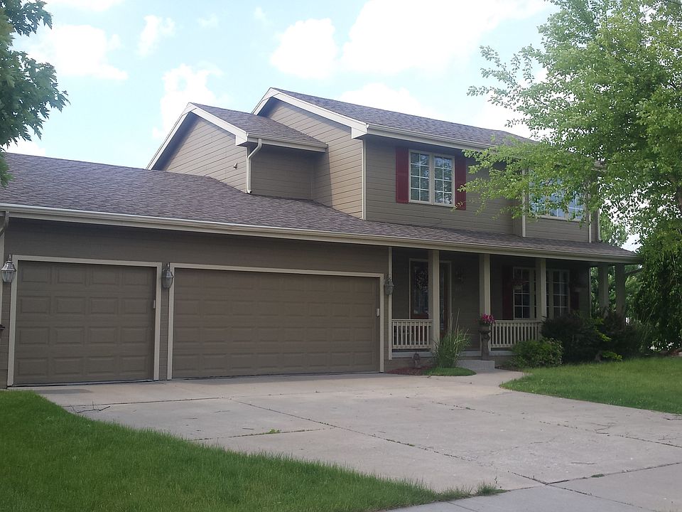 1st image of 305 Plumwood Ct SW