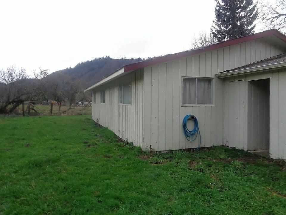 2nd image of 224 Priest Rd