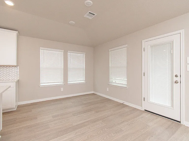 17108 Lomond Way — Photo 6