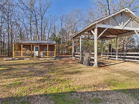 2nd image of 1003 County Road 619