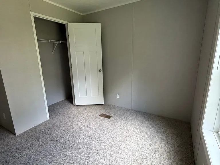 4918 Greenwood Ln — Photo 13