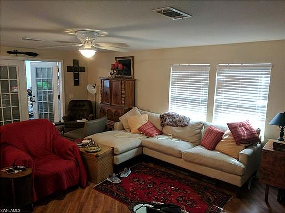 3rd image of 871 Cape Haze Ln