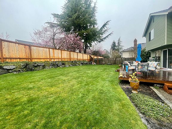 5th image of 13320 44th Ave W