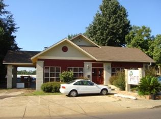 1317 Hardy St, Hattiesburg, MS 39401