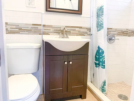 Rented by EXR | media 16