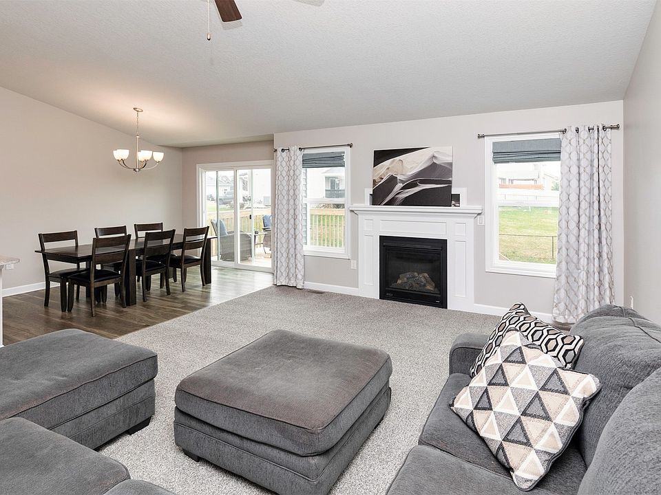6455 Sunlight Dr, Pleasant Hill, IA 50327 | MLS #730878 | Zillow
