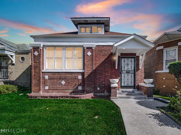 10207 S Calumet Ave, Chicago, IL 60628