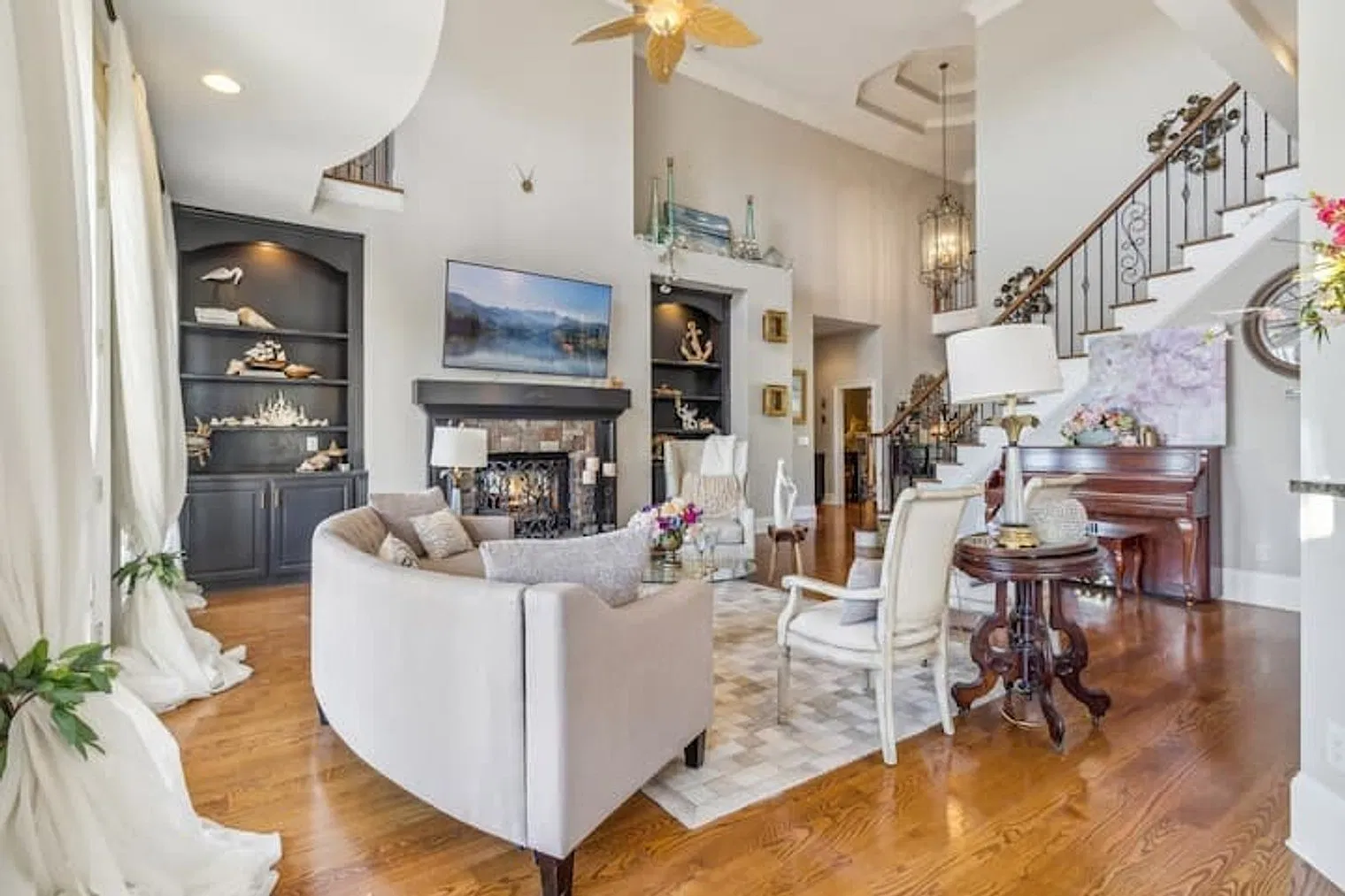 3 bed, 2.0 bath, $15,865 — Photo 2