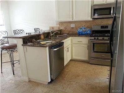 5th image of 2054 E Wellington Ave