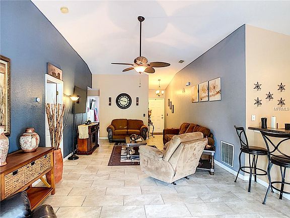 5th image of 1434 Silver Cove Dr