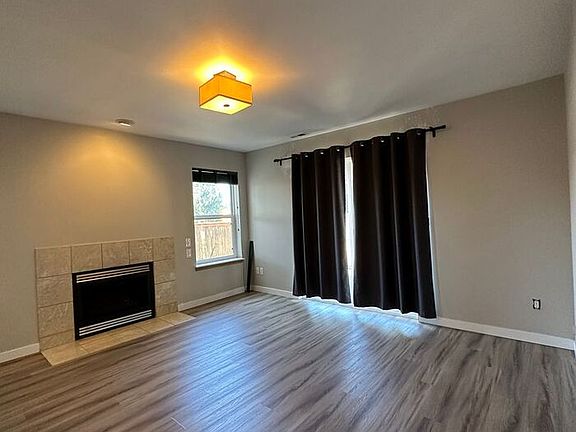 3rd image of 5108 Rainier Dr E