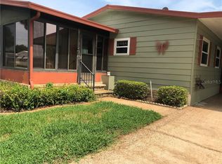 31 Riverview Dr, Fruitland Park, FL 34731