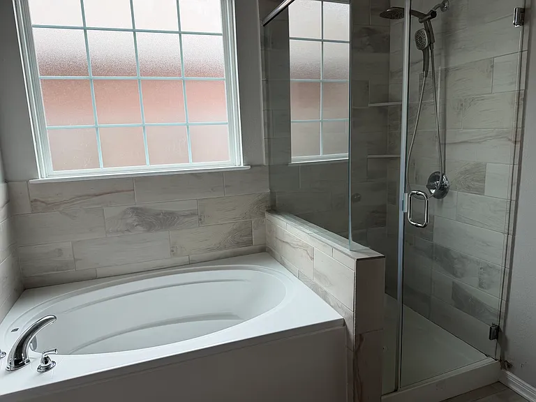 717 Hollyhock Dr — Photo 18