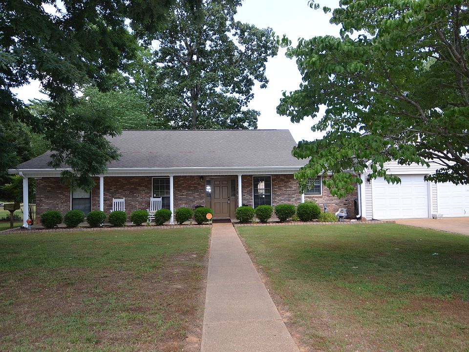 1st image of 106 E Bailey Springs Dr