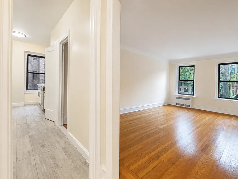 73-20 Austin St #3G — Photo 3