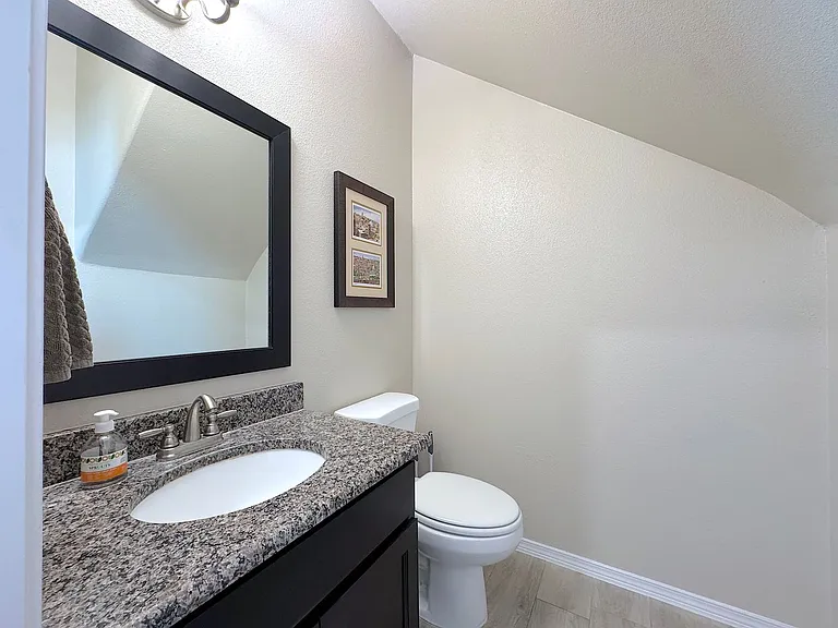 7805 Enchanted View Dr — Photo 19