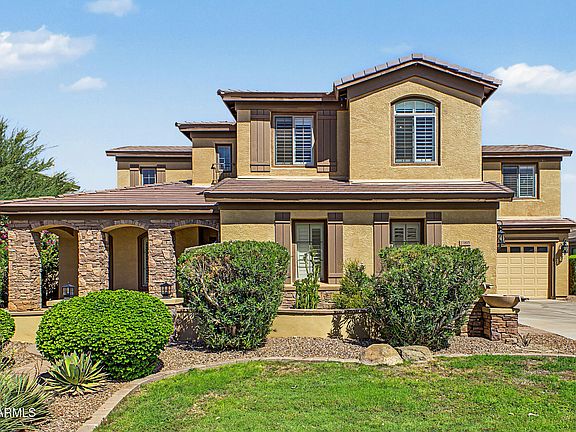 2nd image of 1350 E IBIS Street