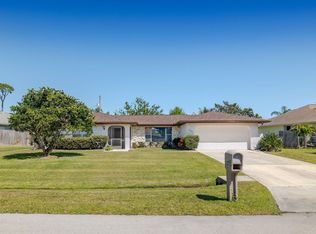 2443 SE Wishbone Rd, Port Saint Lucie, FL 34952