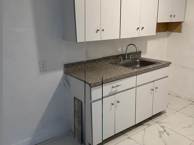 16251 NE 18th Pl — Photo 8