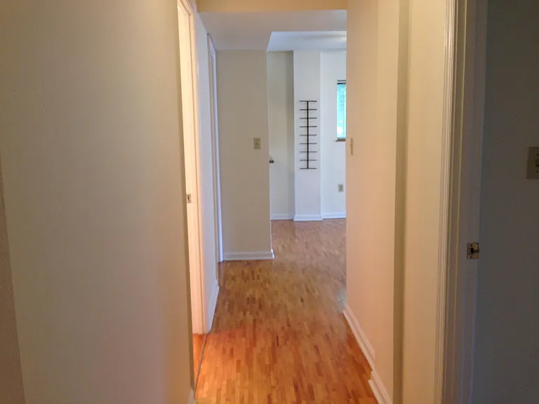 348 Franklin St #301 — Photo 9