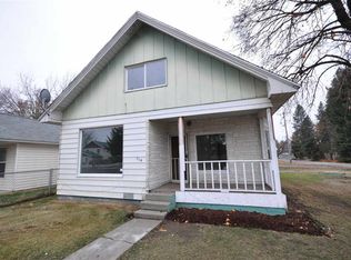 204 E A St, Deer Park, WA 99006