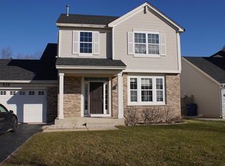 434 Horizon Dr W, Saint Charles, IL 60175