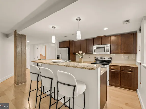 2201 2nd St NW APT 11, Washington, DC 20001