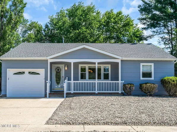 106 Hatfield Court, Toms River, NJ 08757