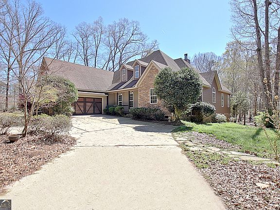 3rd image of 373 Blanton Mill Rd