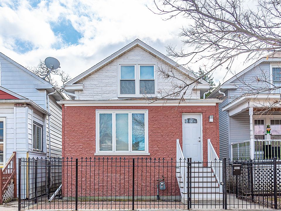 1st image of 4937 W Wrightwood Ave