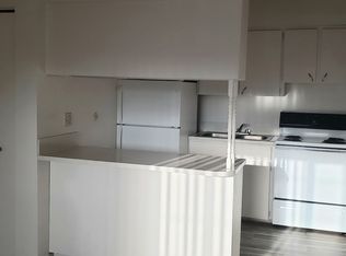 5929 N Lombard St APT 5, Portland, OR 97203