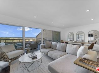 23910 De Ville Way APT D, Malibu, CA 90265