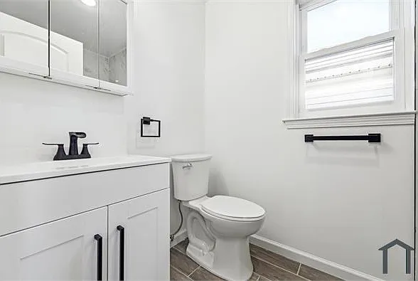 531 Livingston St #2 — Photo 16