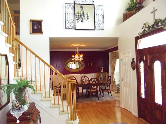 2 Story Foyer