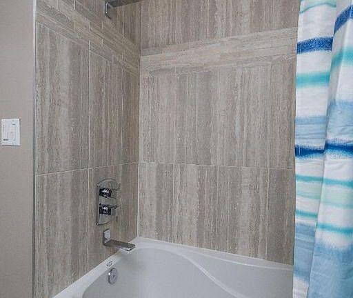 5th image of 1838 Ogden Dr APT 403