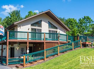 89 Zinobile Ln, Lock Haven, PA 17745