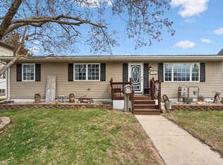 510 6th Ave SW, Independence, IA 50644