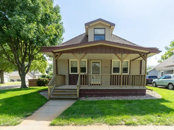 230 E 6th St, Hastings, NE 68901