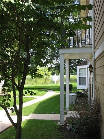 2nd image of 454 N Lake Shore Dr