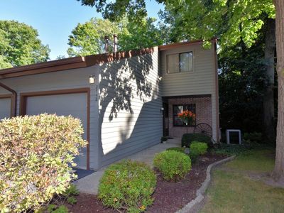 2742 Old Mill DRIVE, Racine, WI, 53405