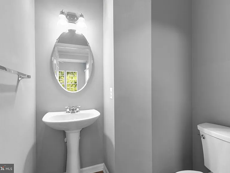 6381 Stockbridge Overlook Ct — Photo 19