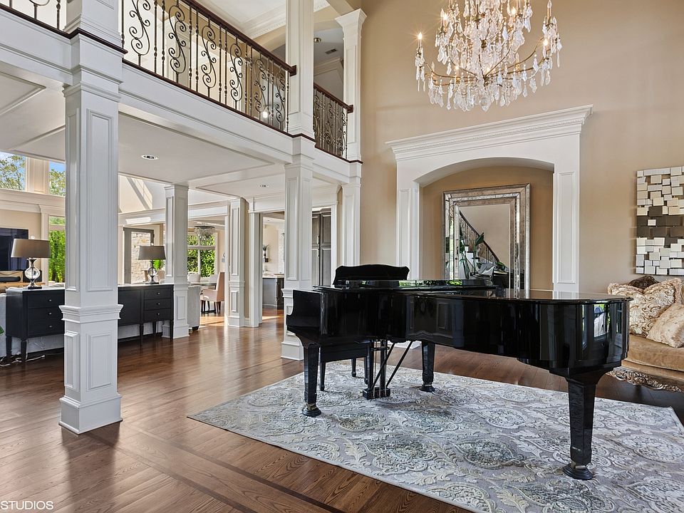 5N195 Dover Hill Rd, Saint Charles, IL 60175 | Zillow