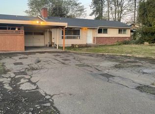 1025 Maxwell Rd, Eugene, OR 97404