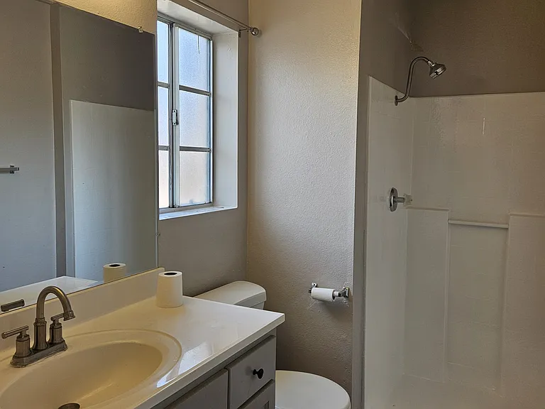 8043 Rosecrans Ave #3 — Photo 10
